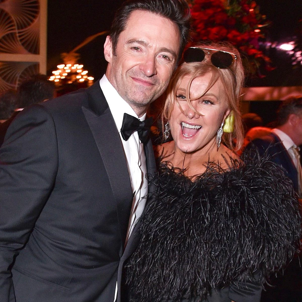 Hugh Jackman luôn có thể mỉm cười vui vẻ khi bên vợ của mình.