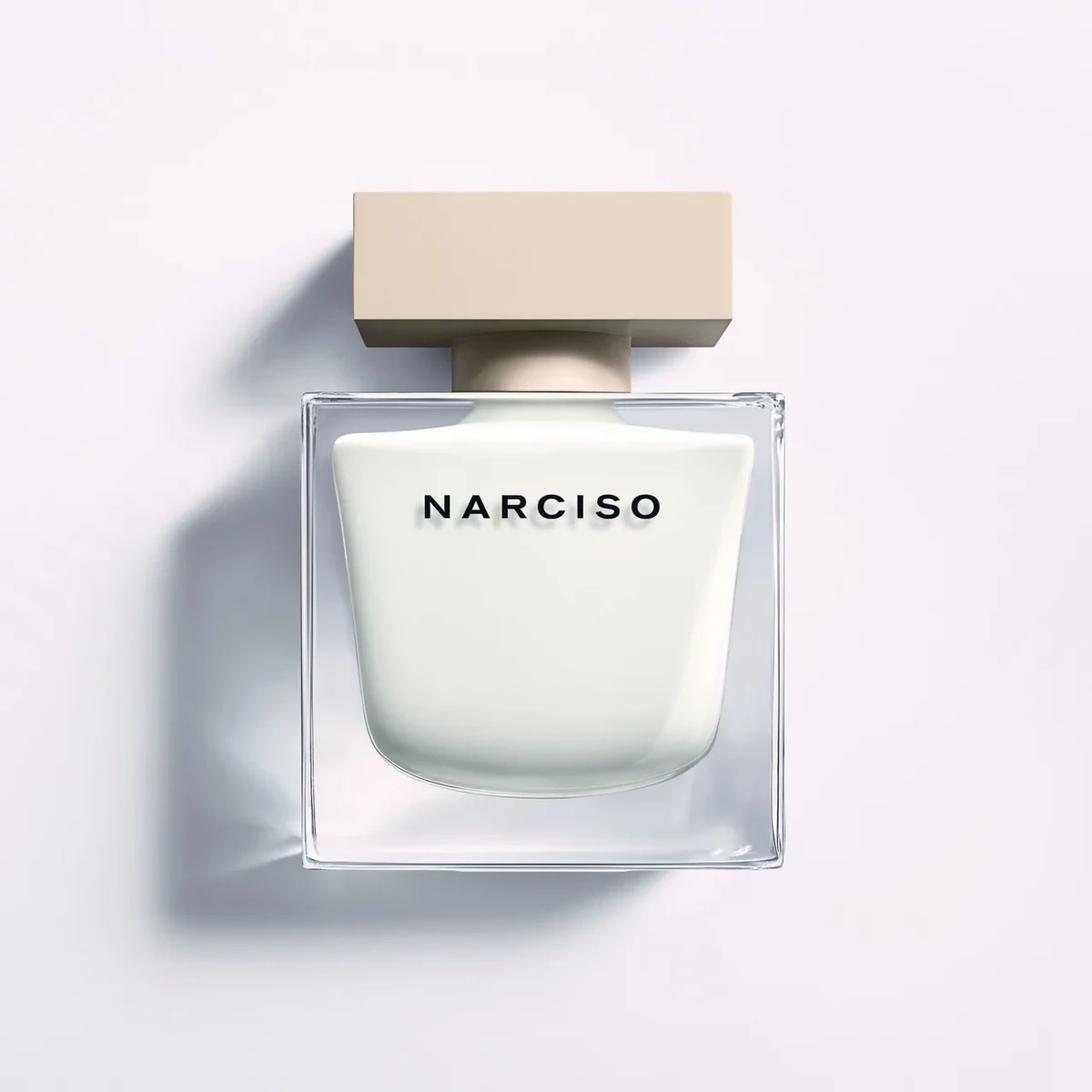Nước hoa Narciso Rodriguez for Her chai vuông màu trắng tối giản với thiết kế sang trọng