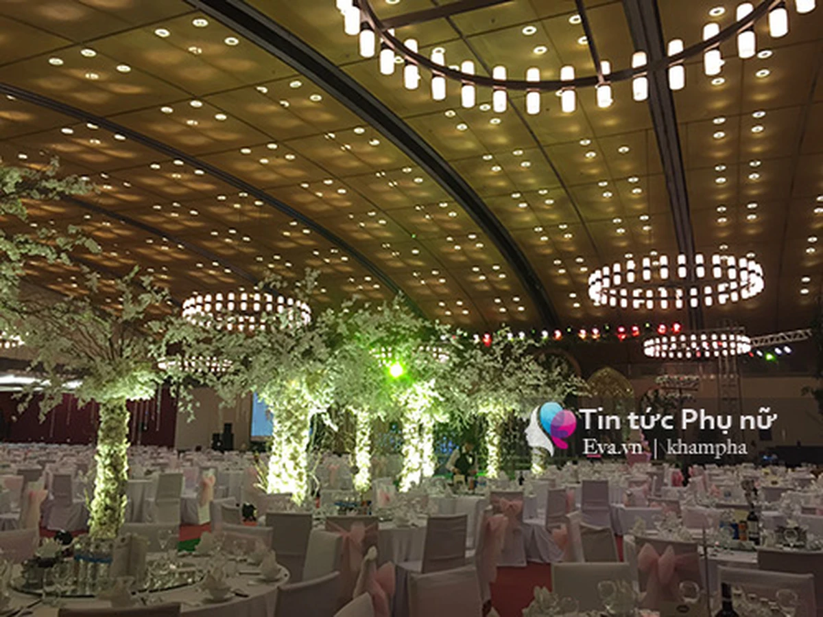 Không gian tiệc cưới sang trọng của Á hậu Hoàng Anh