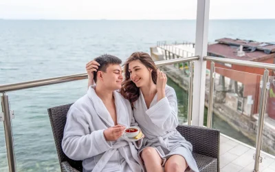 Hình ảnh vợ chồng đang tận hưởng tuần trăng mật
