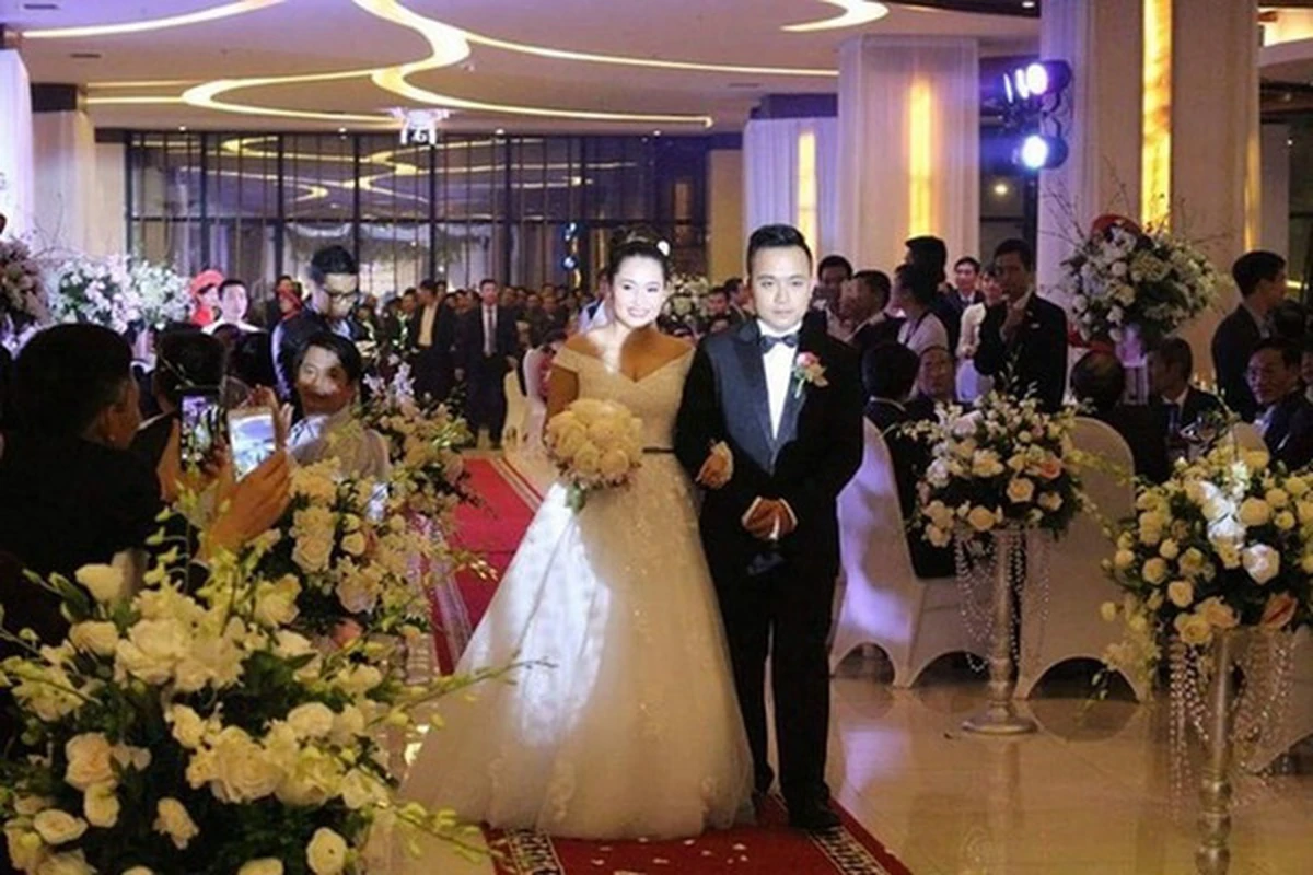 Không gian buổi tiệc xa xỉ với quy mô khoảng 1.200 khách mời.