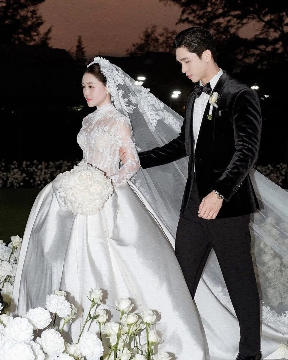 Hương Bridal tổng hợp lại những mẫu váy cưới được yêu thích nhất trong thời gian vừa qua