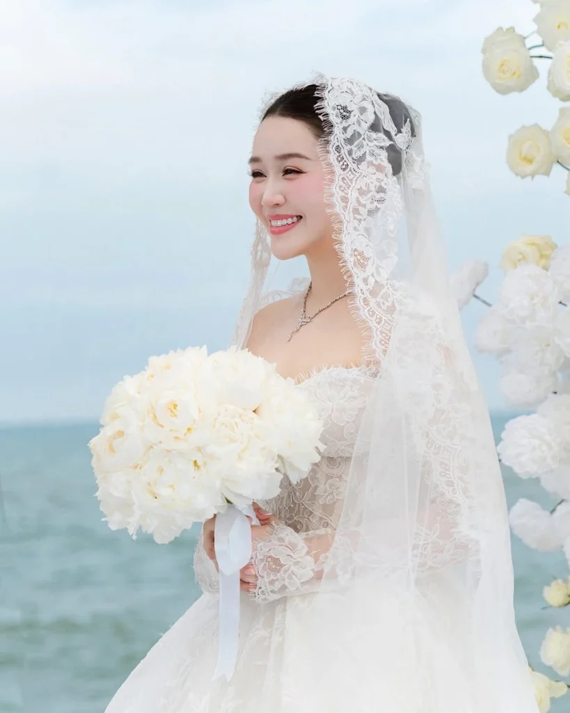 Hương Bridal – Tuyển tập những mẫu váy cưới hot nhất
