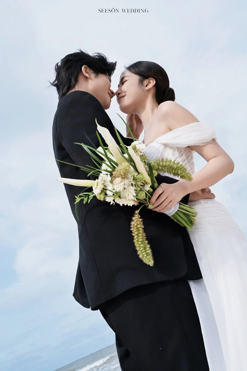 Những bộ ảnh cưới năng động, hiện đại được Sơn Wedding thực hiện 