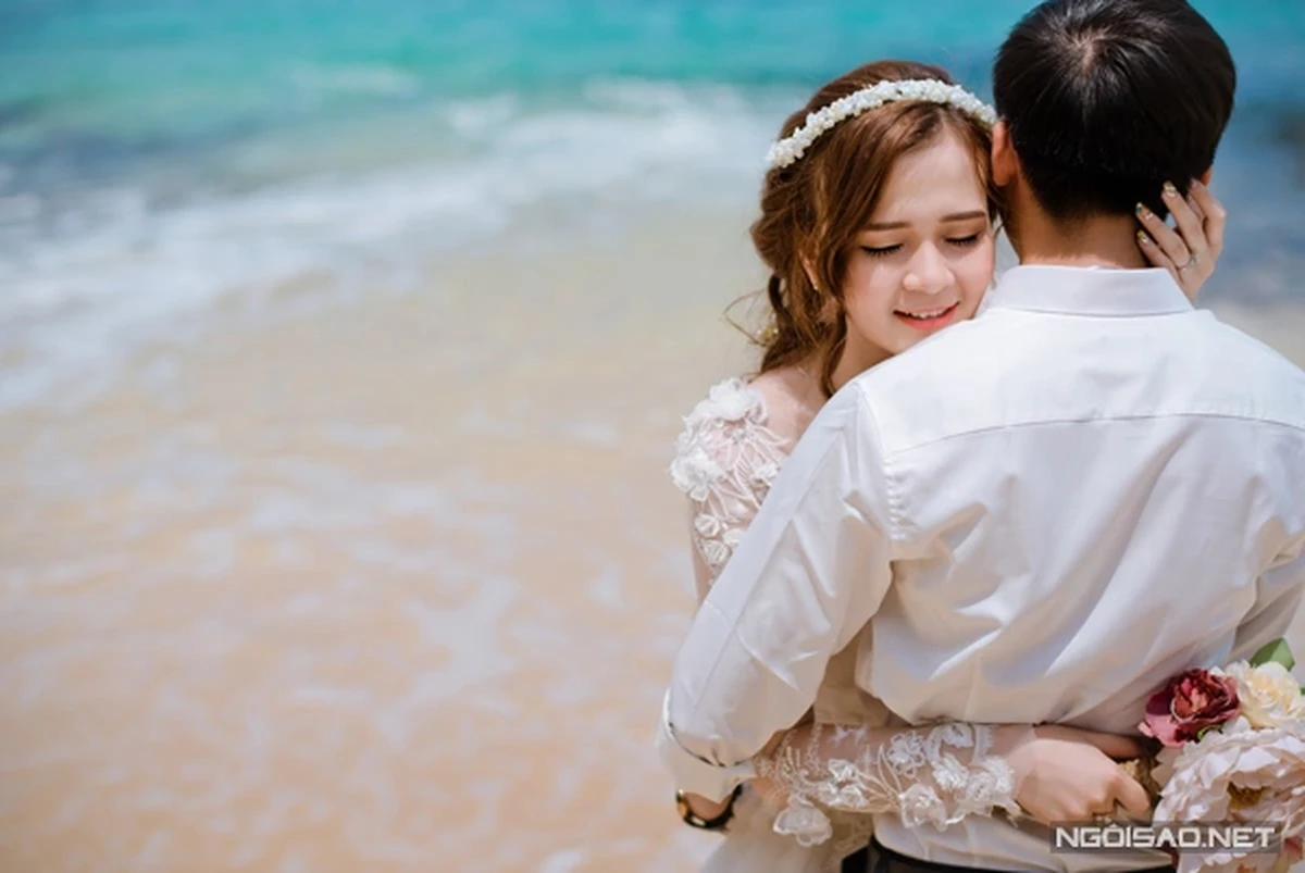 Cặp đôi miền Tây chi 200 triệu đồng chụp ảnh cưới ở Bali