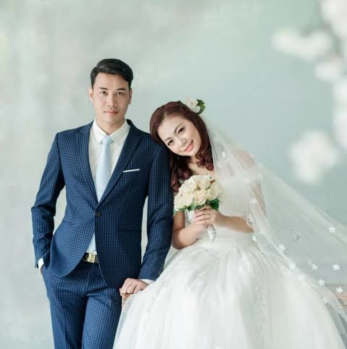Cô dâu và chú rể tại buổi triển lãm