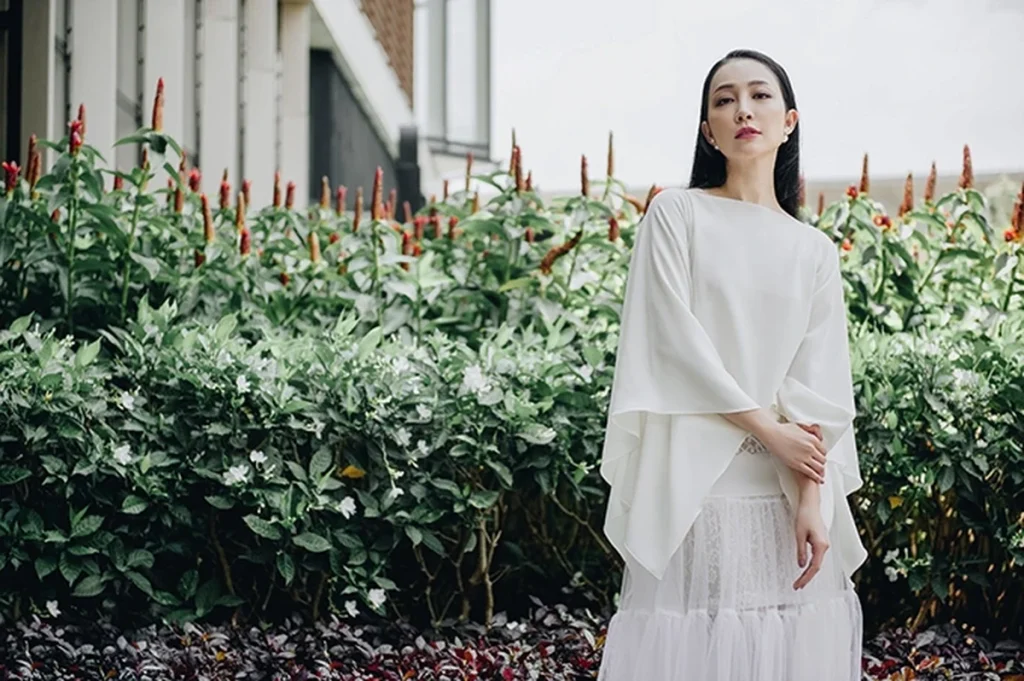 Váy cưới bay bổng trong BST Xuân hè 2017 của Trương Thanh Hải